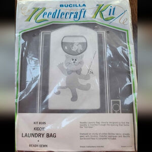 Vintage Bucilla Needlecraft Craft Kit Sewing Laundry Bag